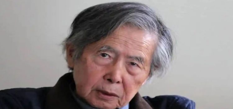 Hospitalizan de urgencia al expresidente de Perú, Alberto Fujimori