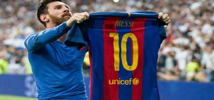 Casi medio millón de dólares por jersey de Lionel Messi