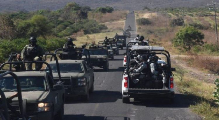 Elementos de la SEDENA aseguran arsenal en Jalisco