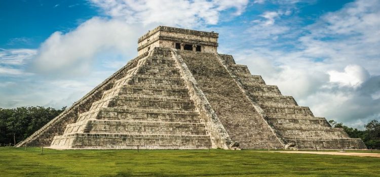 Exploran el subsuelo de la Gran Plaza de Chichén Itzá con técnicas geofísicas