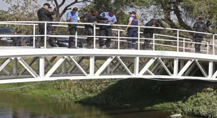Jalisco: investigan caso de mujer hallada en canal de Zapopan