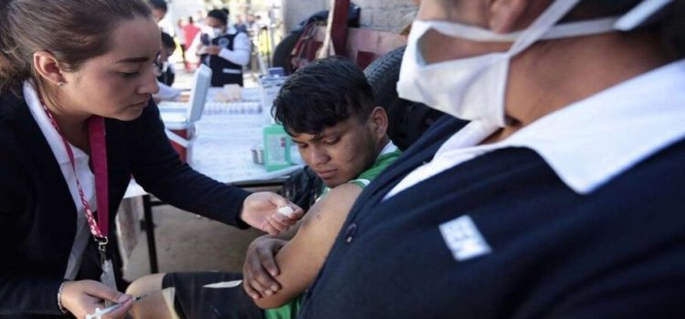 Cerca del millón y medio de personas se han vacunado contra la influenza en Jalisco