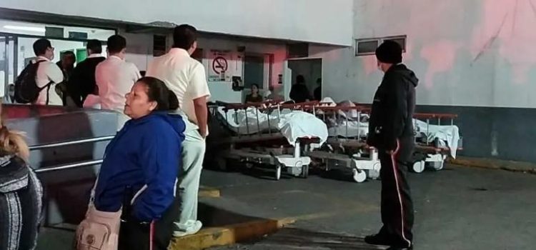 Incendio en hospital de Guadalajara dejó niños y mujeres intoxicados