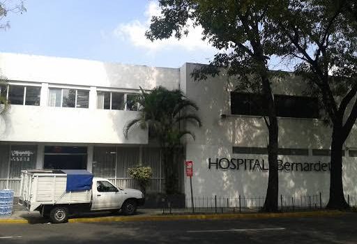 Abandonan a joven en hospital de Guadalajara
