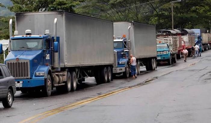 Guadalajara refuerza operativo de horario de circulación para camiones de carga