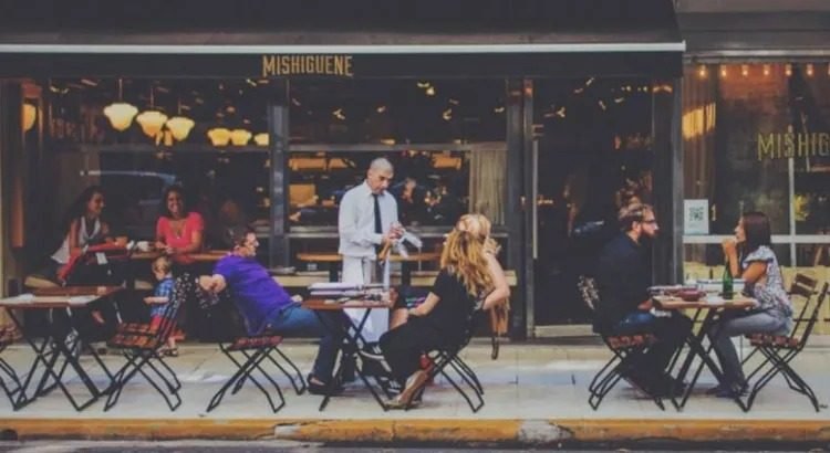 Fingía infartos en restaurantes… para no pagar la cuenta Fingía infartos en restaurantes… para no pagar la cuenta