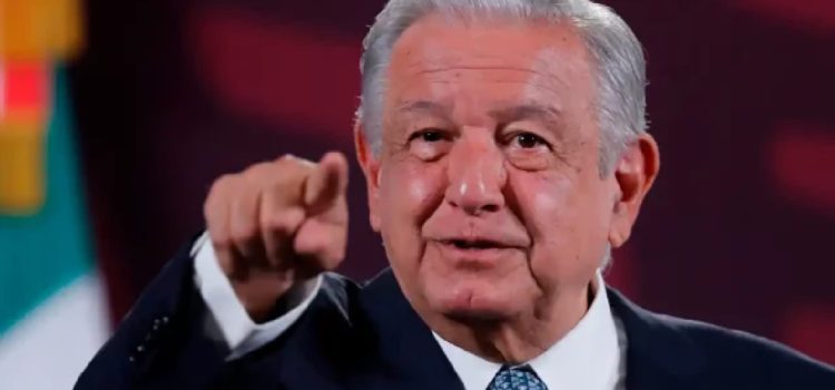 AMLO justifica difusión de datos personales de María Amparo Casar