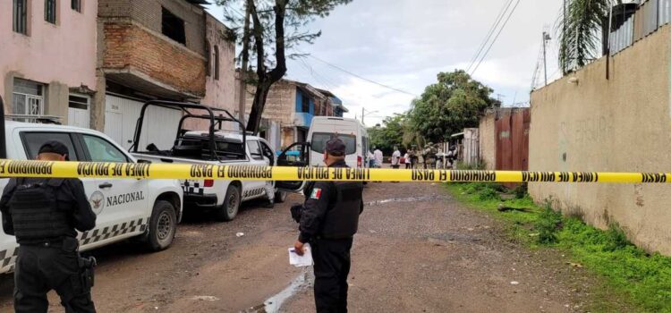 Hallan 26 bolsas con restos humanos en cementerio clandestino en Zapopan, Jalisco