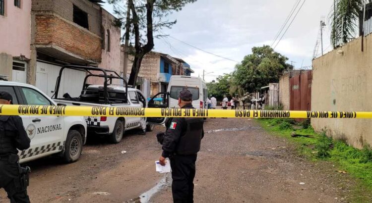 Hallan 26 bolsas con restos humanos en cementerio clandestino en Zapopan, Jalisco