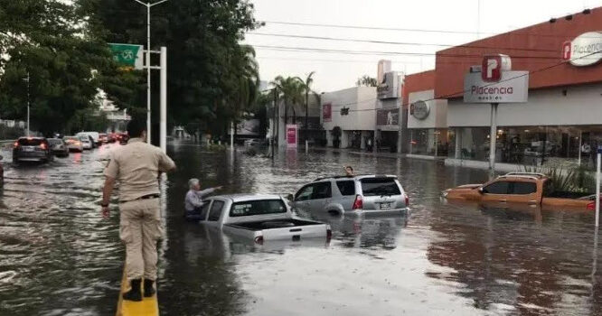 Van cinco muertes debido a las lluvias e inundaciones en Jalisco