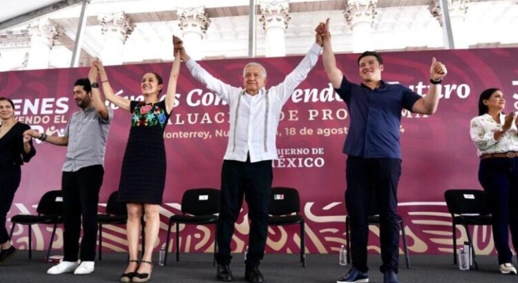 López Obrador afirma que 100 mil personas salen de la pobreza cada mes en México