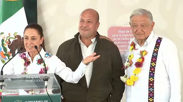 Gobernador de Jalisco es abucheado durante evento con AMLO