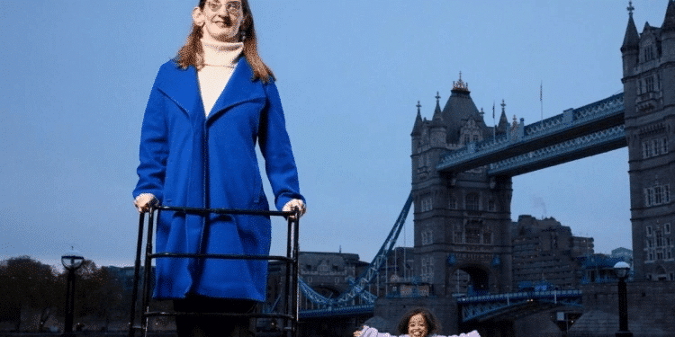 Entre mujeres, el tamaño es lo de menos Entre mujeres, el tamaño es lo de menos