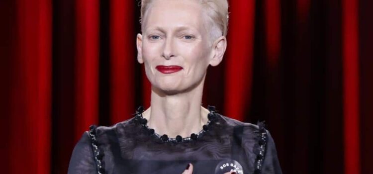 Tilda Swinton asistirá como invitada de honor del festival de cine de Berlín 2025