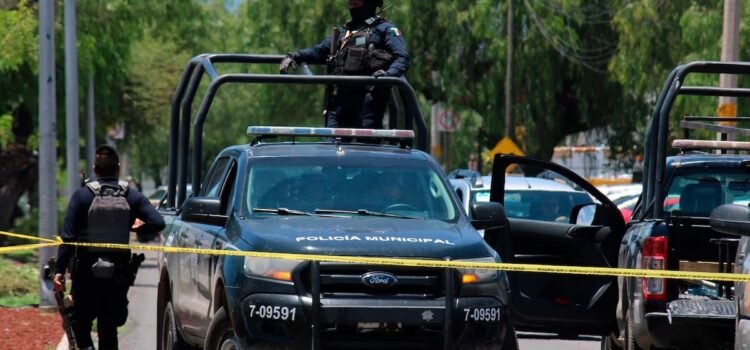 Familia secuestrada en Jalisco; abandonan a los padres heridos y matan a su hijo en León Familia secuestrada en Jalisco; abandonan a los padres heridos y matan a su hijo en León