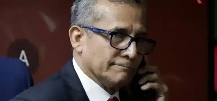 Condenan a expresidente peruano a 15 años de prisión