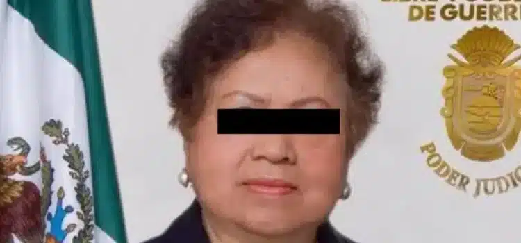 Detienen a exmagistrada de Guerrero por caso Ayotzinapa