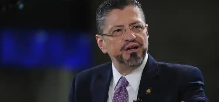Corte Suprema de Costa Rica pide al Congreso retirar inmunidad al presidente