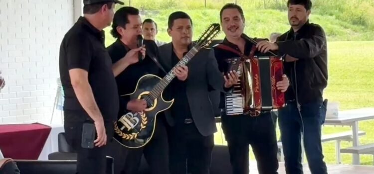 Agradece Lemus a Los Alegres del Barranco ya no hacer apología del ‘narco’