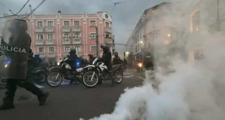 Decreta Noboa estado de excepción en Ecuador Decreta Noboa estado de excepción en Ecuador