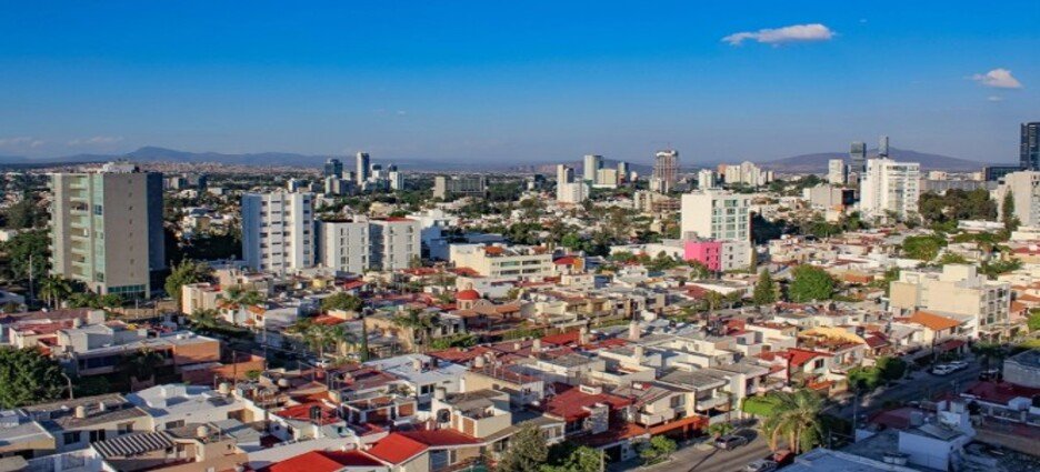 HR Ratings sube calificación crediticia de Guadalajara